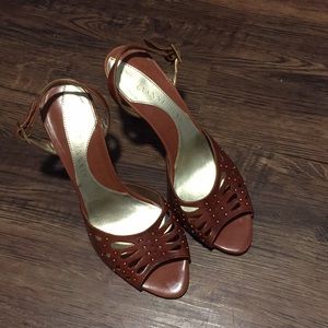 Gorgeous Gianni Bini size 6 shoes.